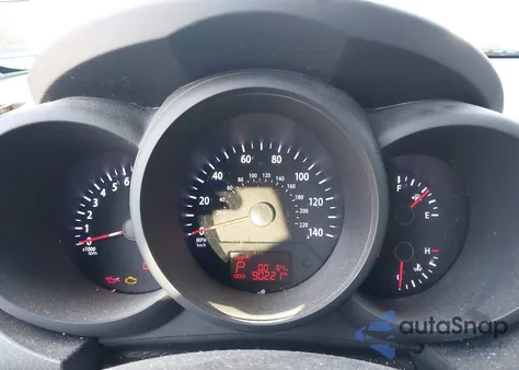 2013 Kia Soul z USA, uszkodzony, nr VIN KNDJT2A51D7606938